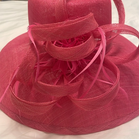 Pink hat - Picture 2 of 7